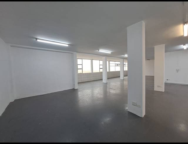215M² OFFICE TO LET IN GLENHAZEL